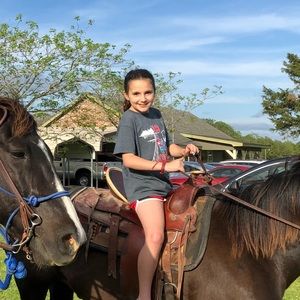 Meet your Posher, Amelie